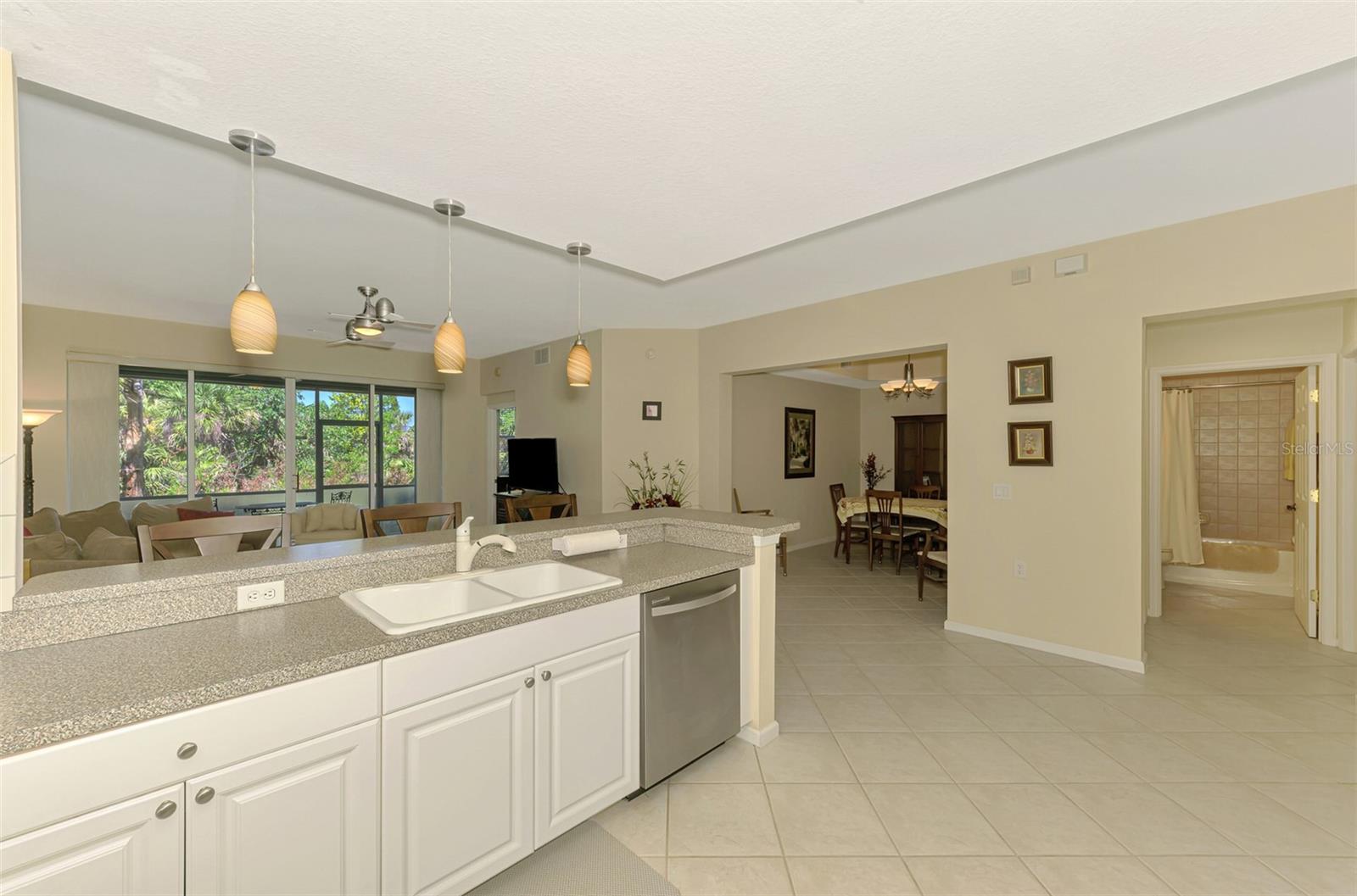 Image 13 of 77 For 3433 Grand Vista Court 102