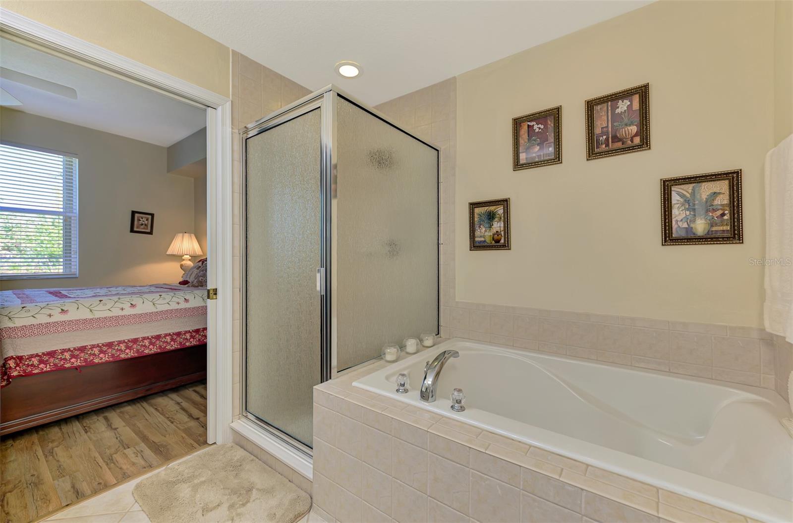 Image 27 of 77 For 3433 Grand Vista Court 102