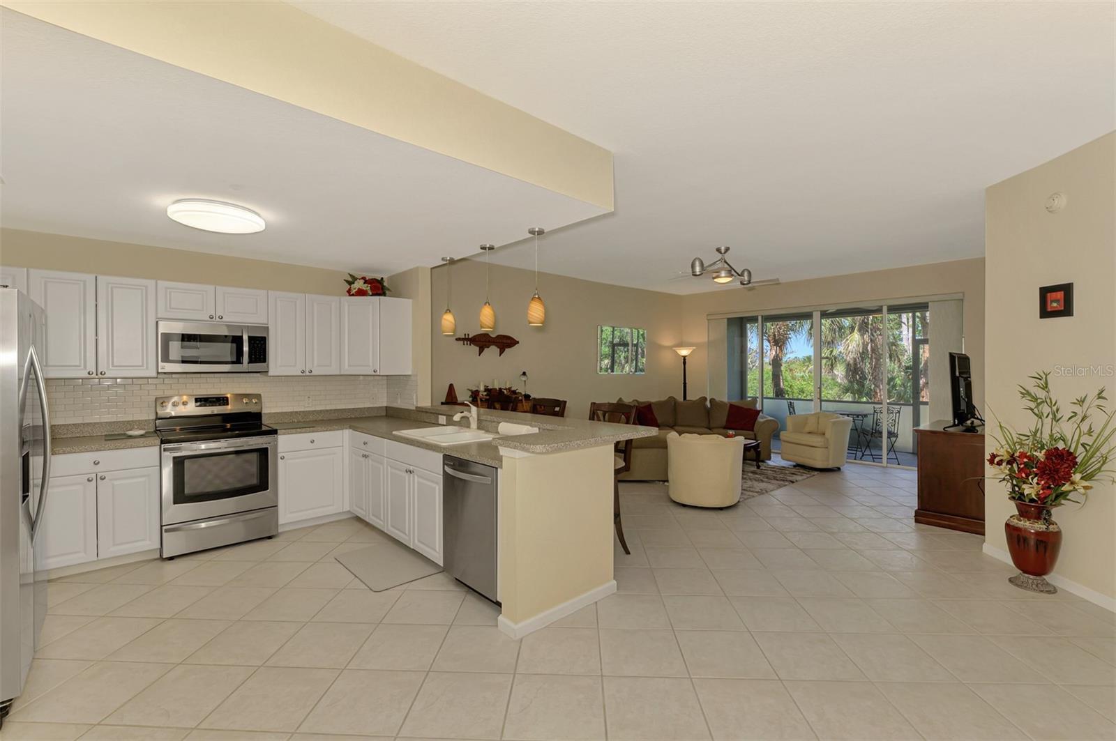Image 6 of 77 For 3433 Grand Vista Court 102