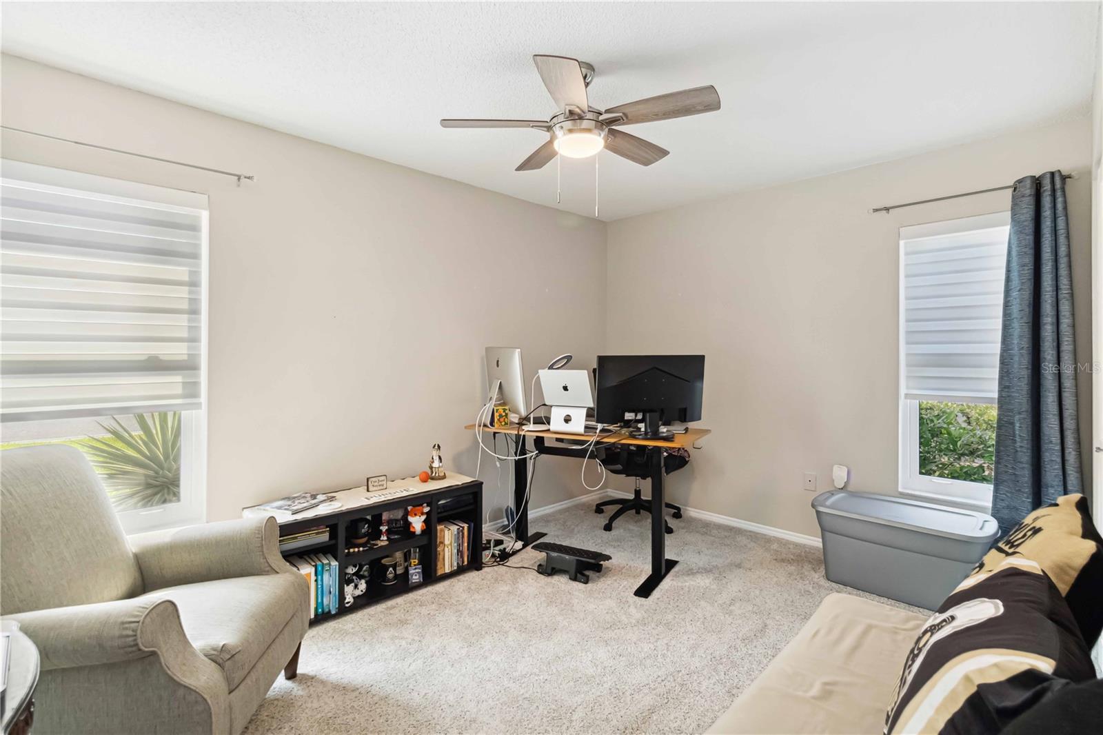 Image 32 of 66 For 667 Foxwood Boulevard
