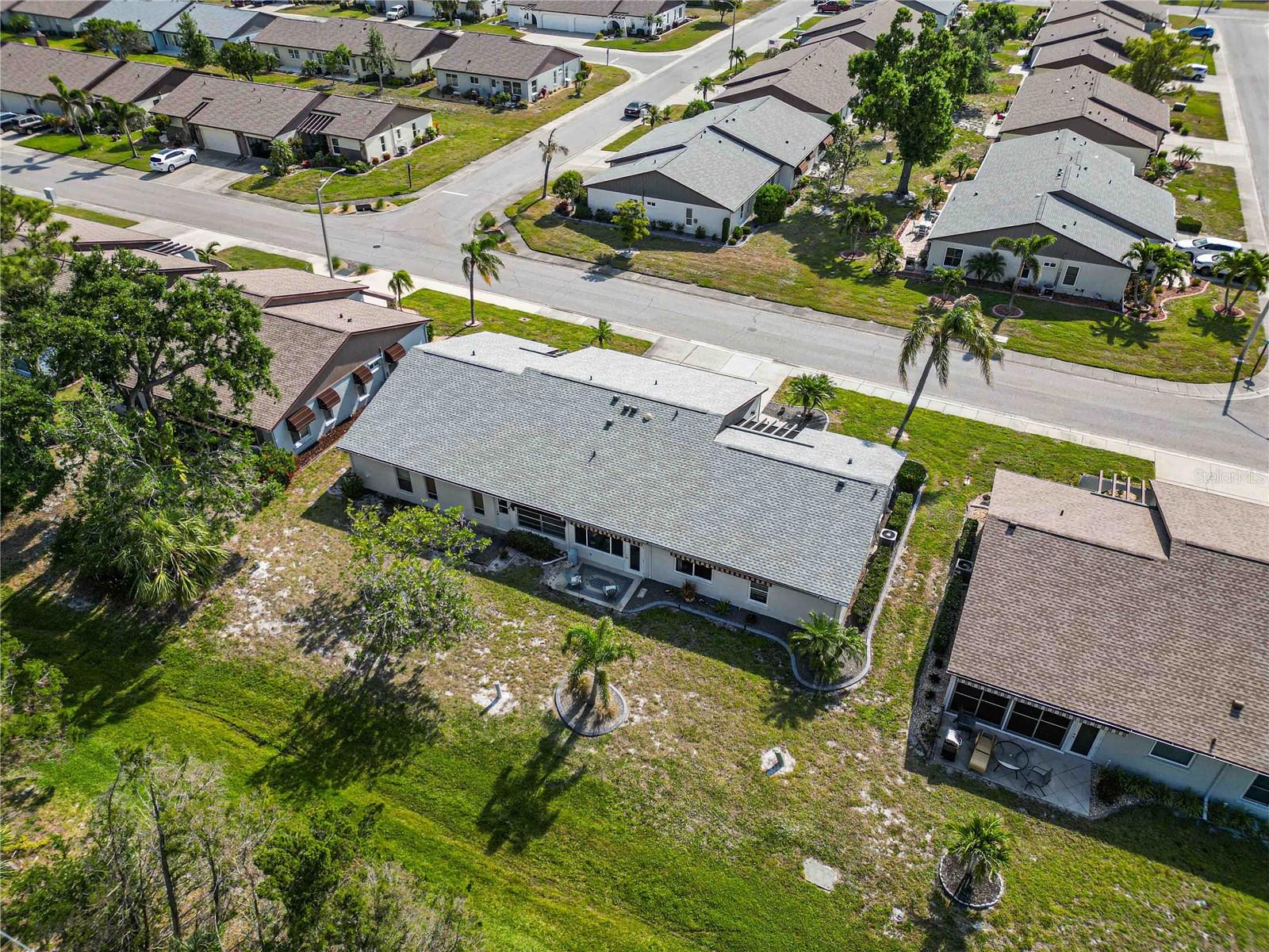 Image 51 of 66 For 667 Foxwood Boulevard