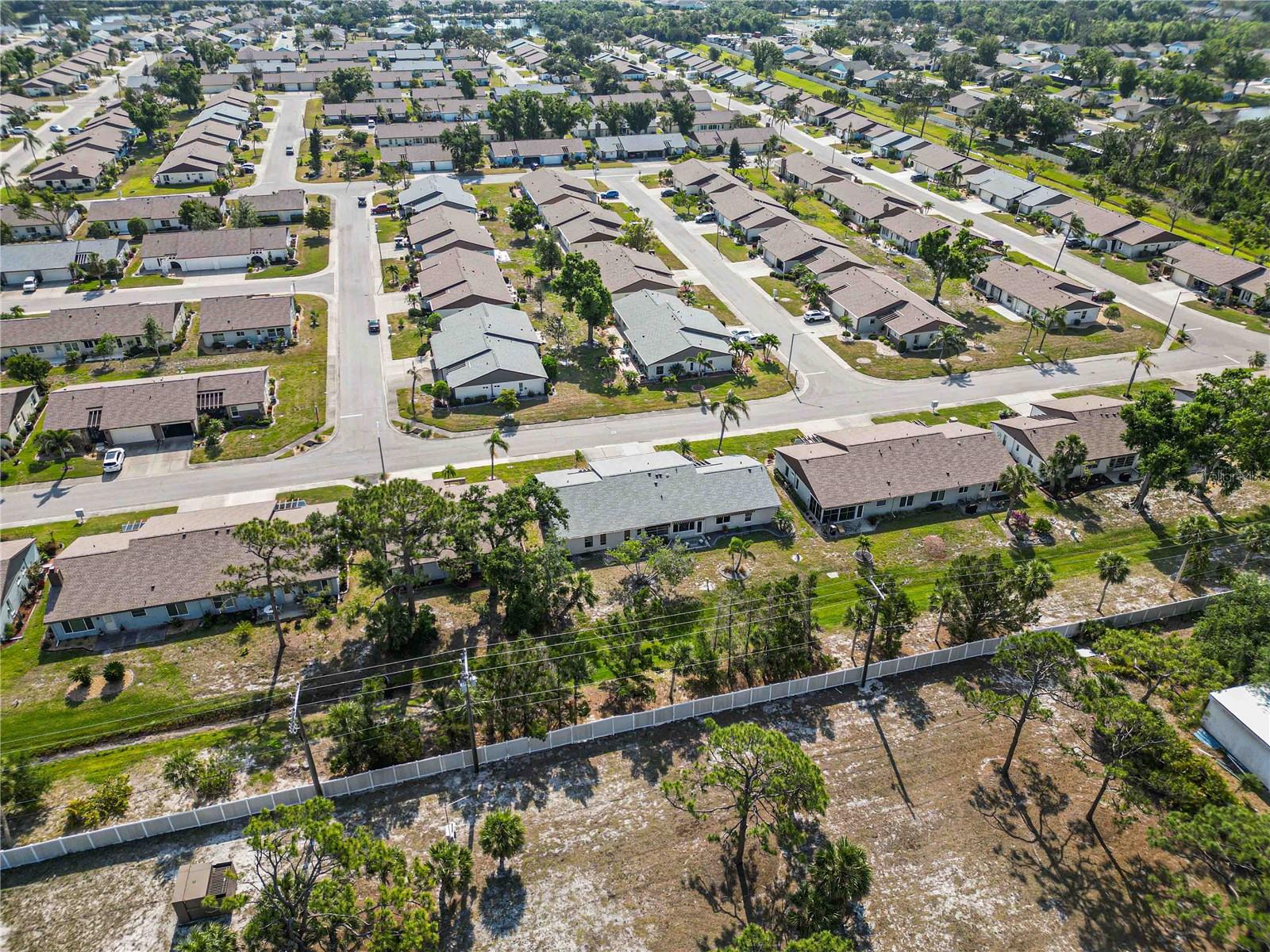 Image 56 of 66 For 667 Foxwood Boulevard