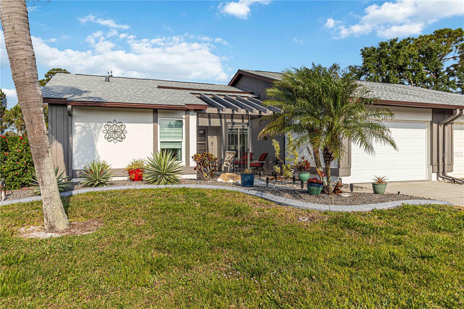 Image 59 of 66 For 667 Foxwood Boulevard