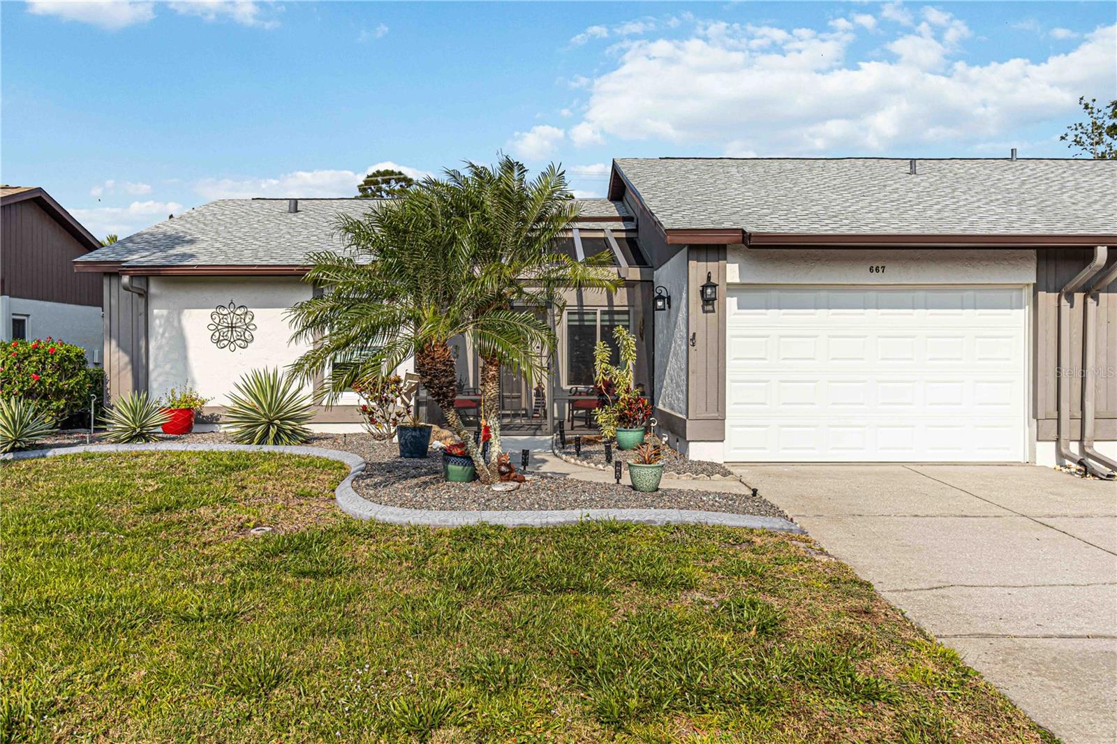 Image 62 of 66 For 667 Foxwood Boulevard