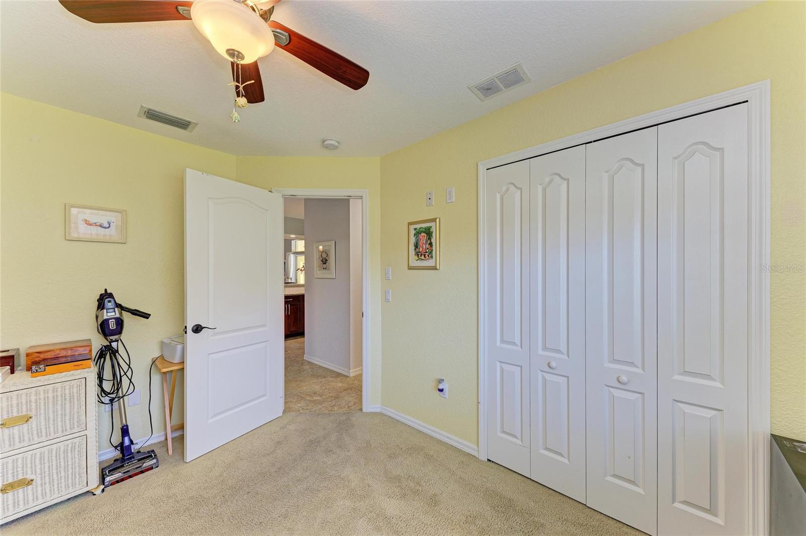 Image 10 of 55 For 68 Long Meadow Lane