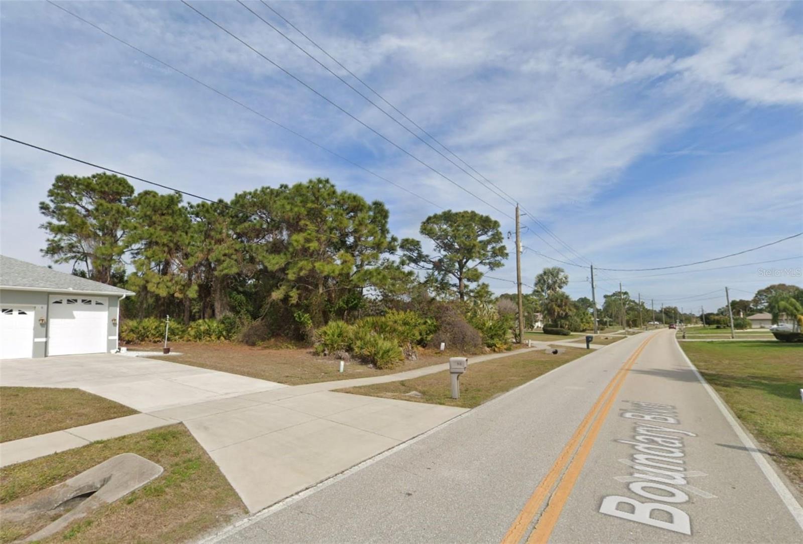 Image 8 of 9 For 517 Boundary Boulevard