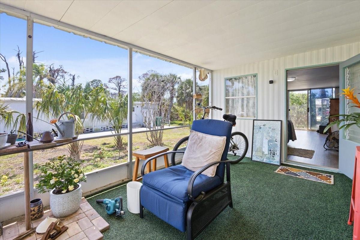Image 13 of 32 For 2906 Waterside Drive