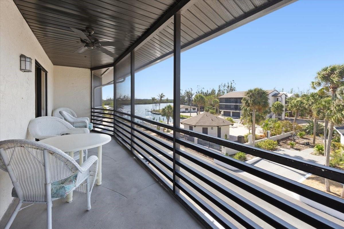 Image 15 of 55 For 2769 Beach Road 205