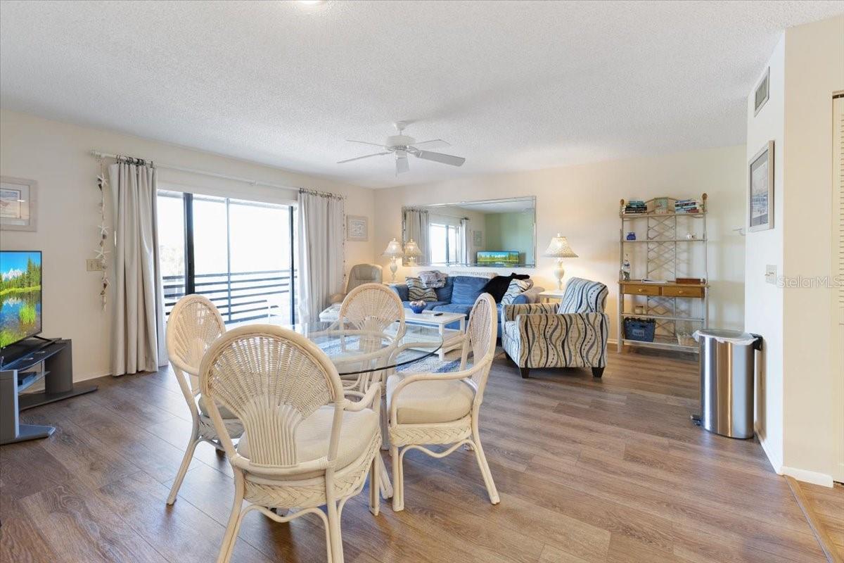 Image 17 of 55 For 2769 Beach Road 205