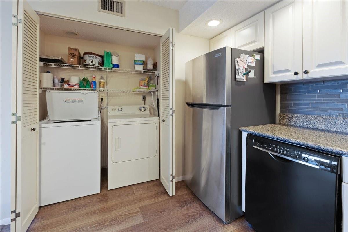 Image 21 of 55 For 2769 Beach Road 205