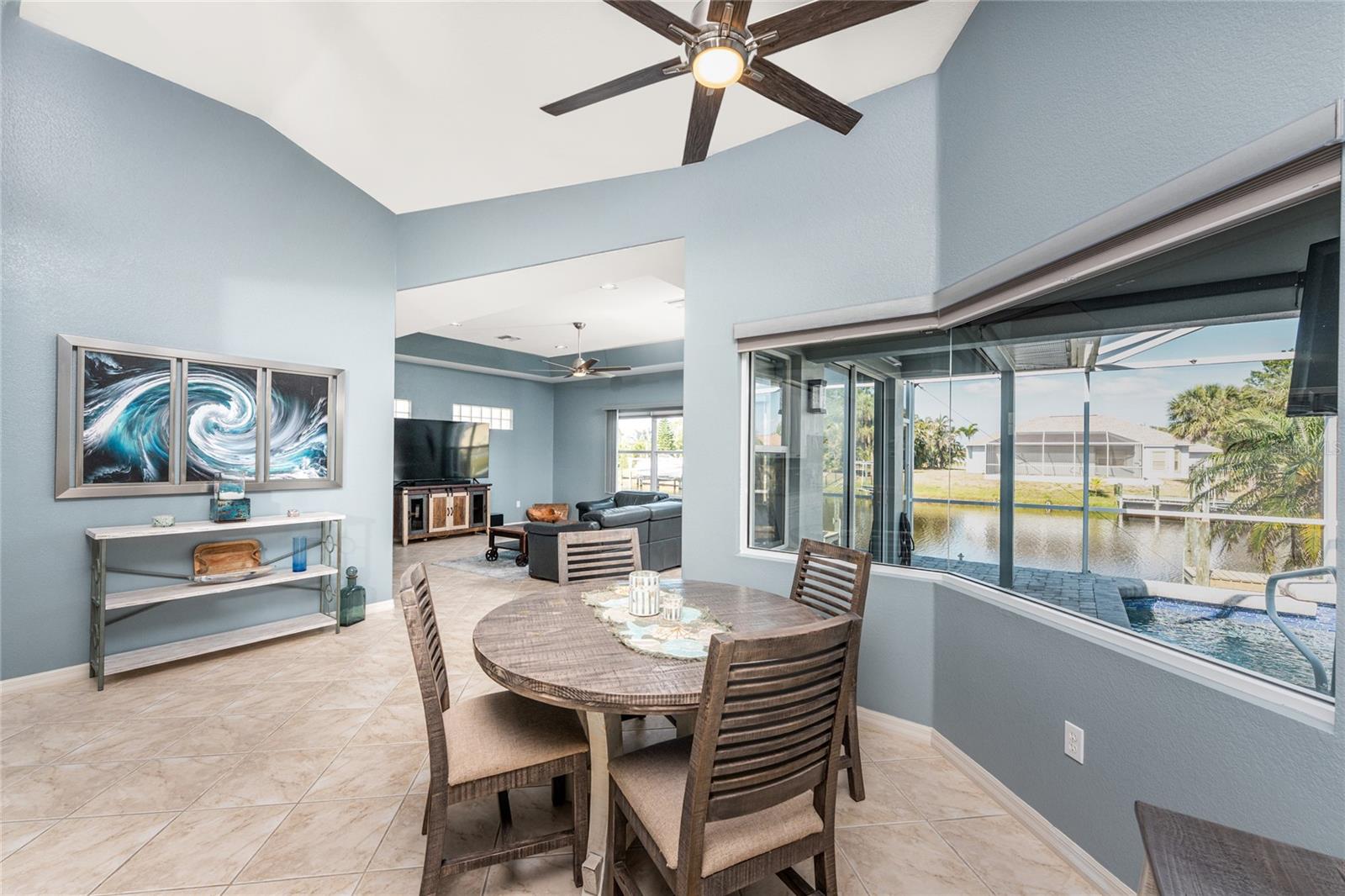 Image 19 of 68 For 15674 Applewhite Circle