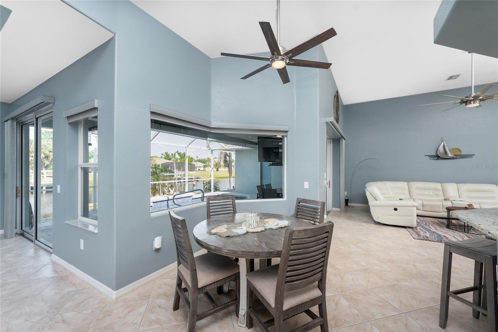 Image 20 of 68 For 15674 Applewhite Circle