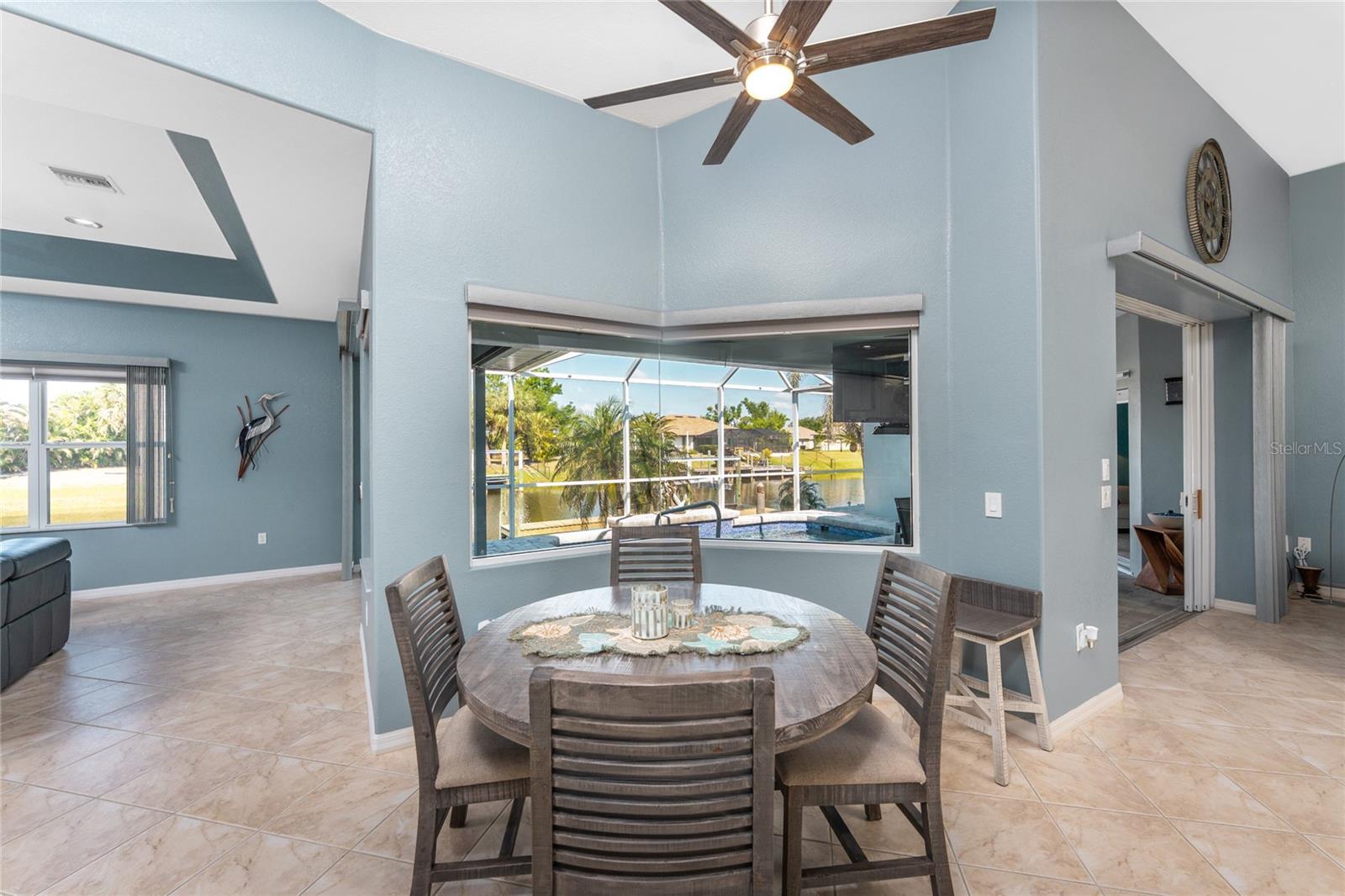 Image 21 of 68 For 15674 Applewhite Circle