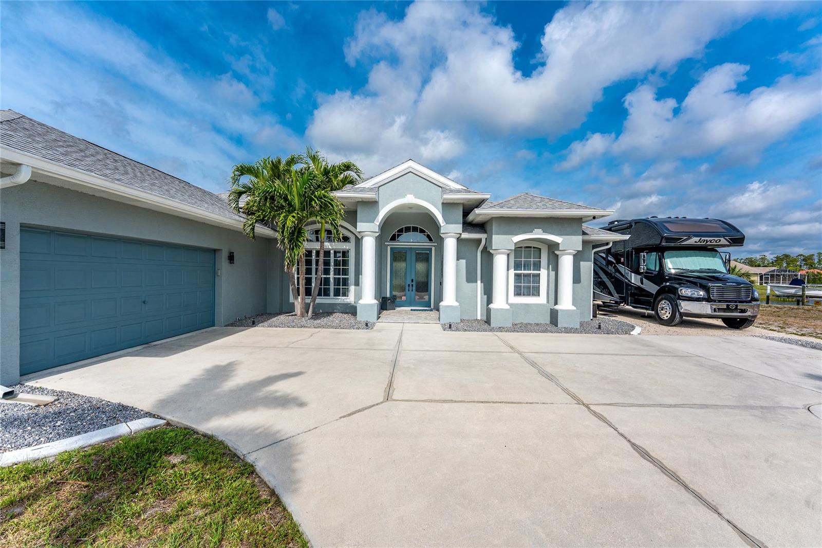 Image 60 of 68 For 15674 Applewhite Circle