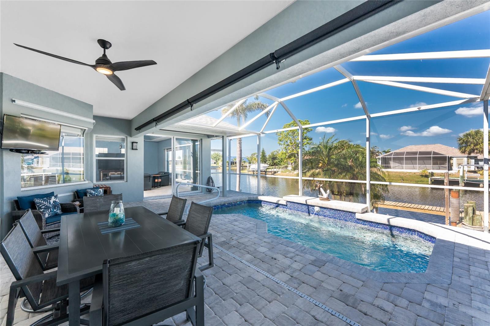 Image 7 of 68 For 15674 Applewhite Circle