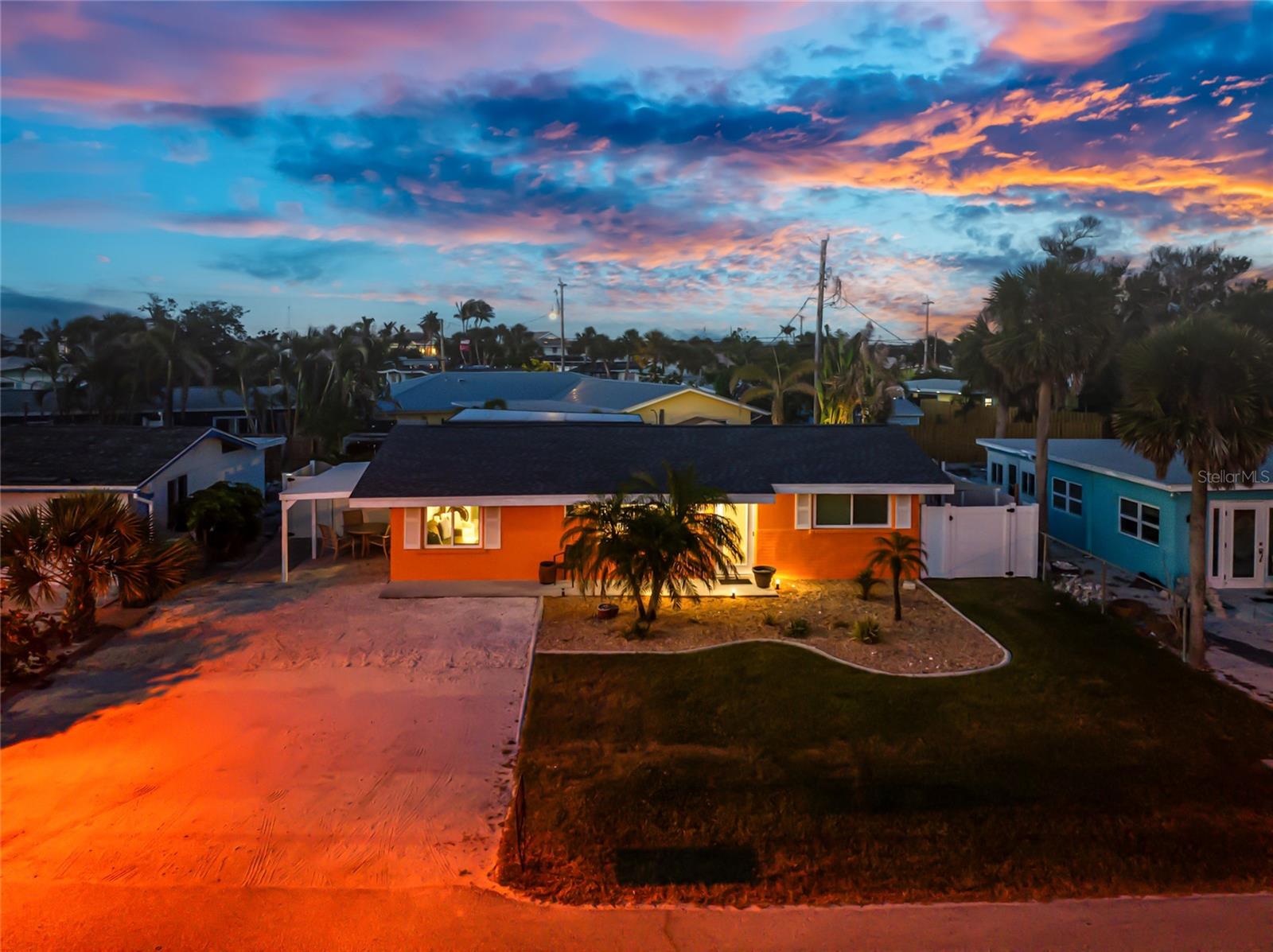 Image 9 of 78 For 1245 Gulf Boulevard