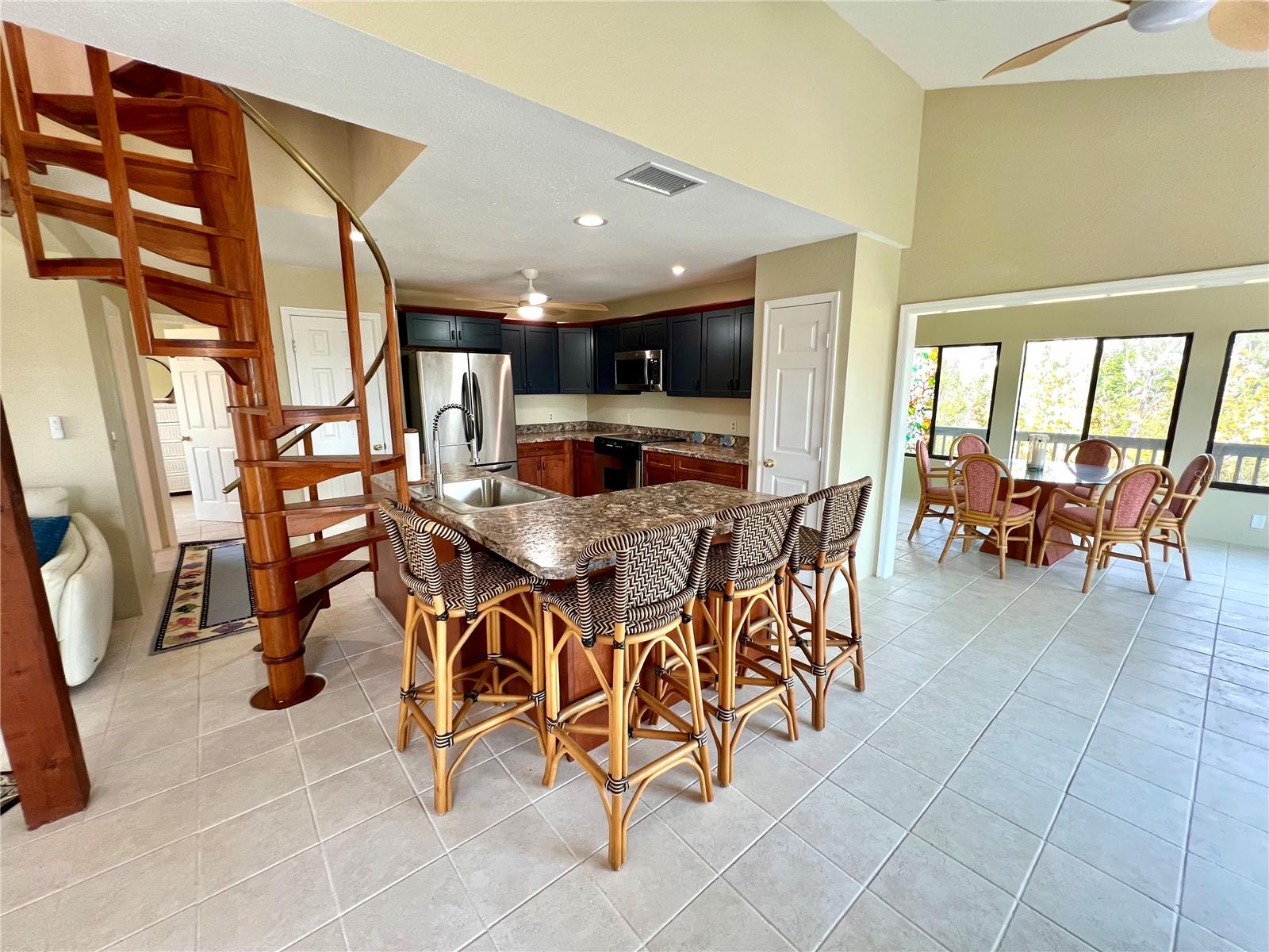 Image 17 of 60 For 9580 Almirate Court