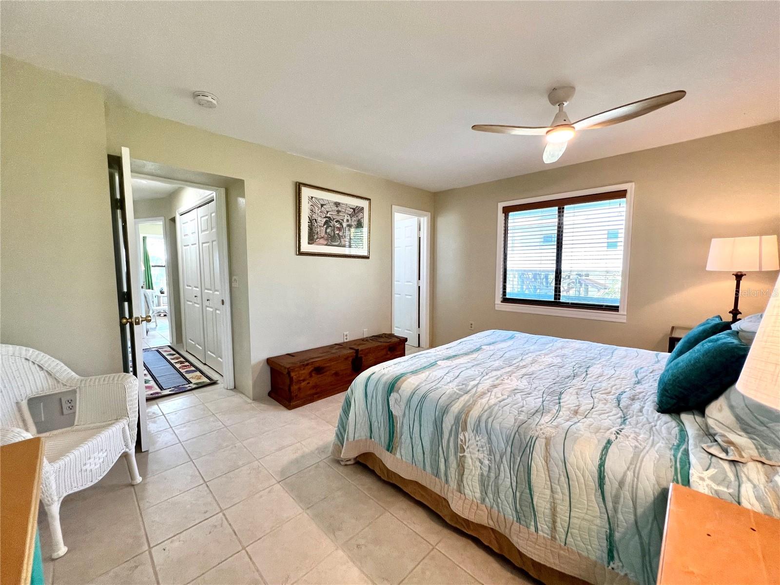 Image 34 of 60 For 9580 Almirate Court