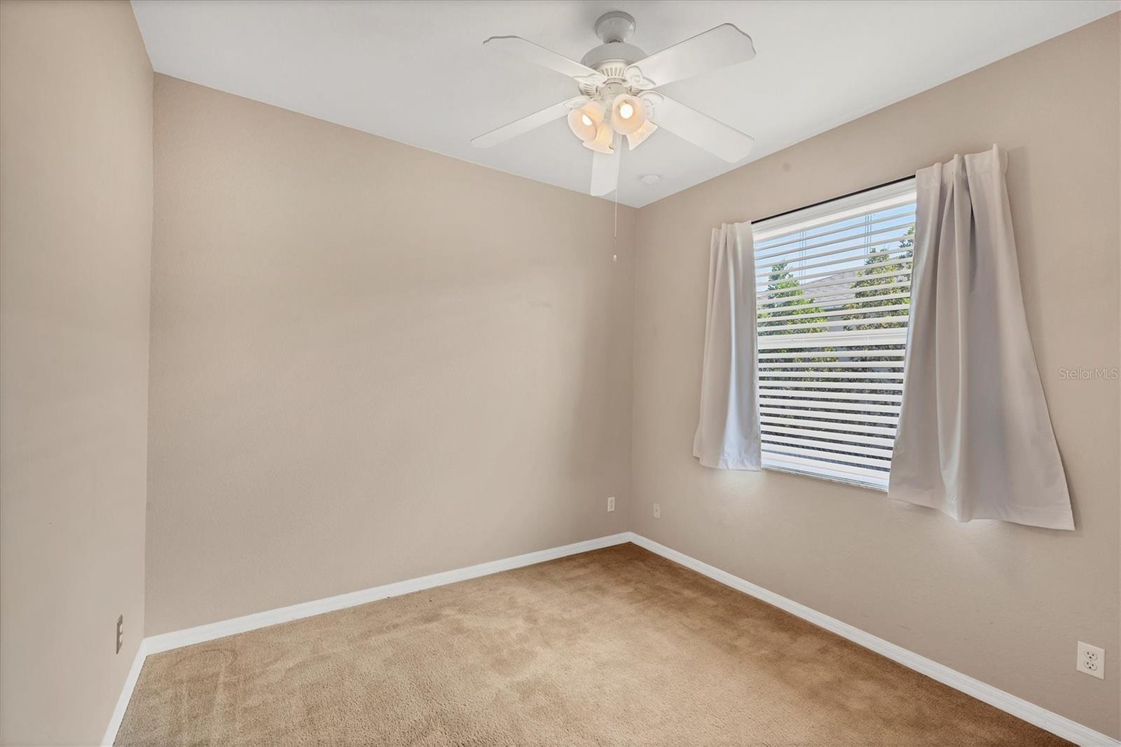 Image 16 of 39 For 10495 Atenia Street