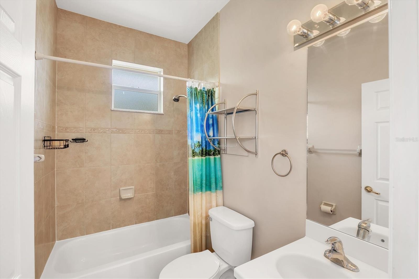 Image 21 of 39 For 10495 Atenia Street