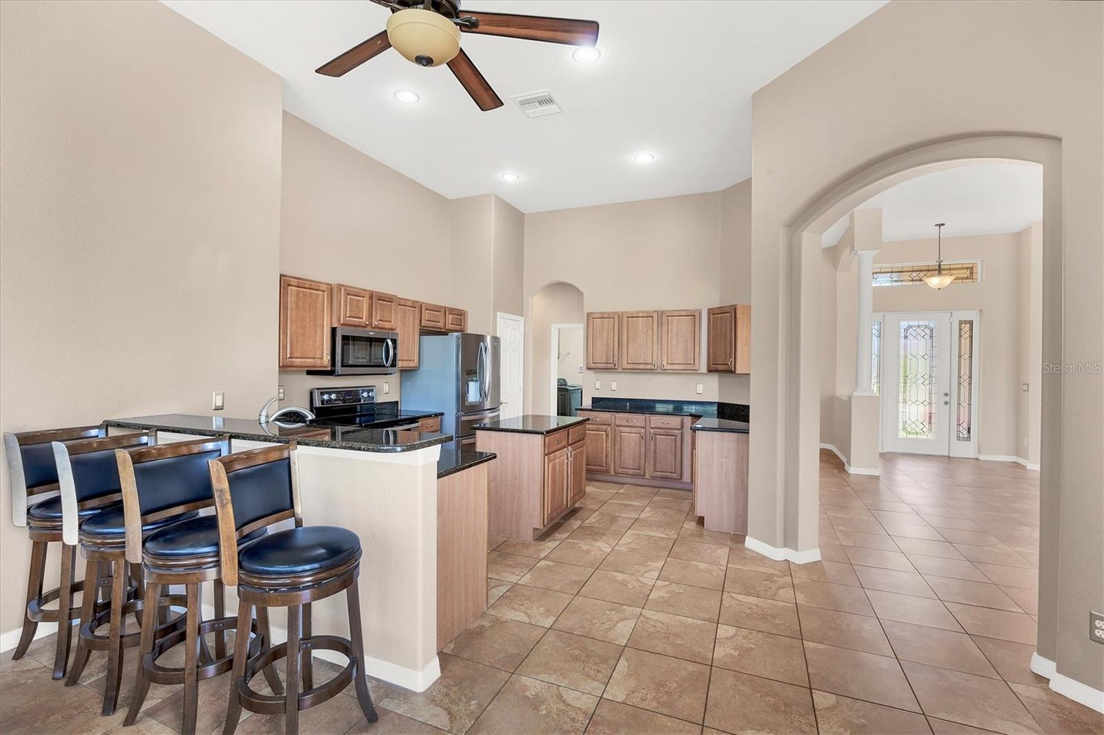 Image 8 of 39 For 10495 Atenia Street