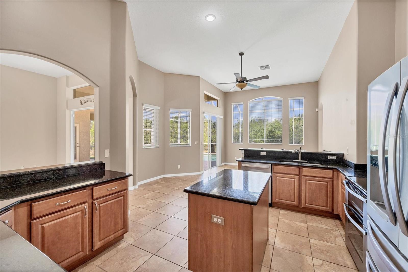 Image 9 of 39 For 10495 Atenia Street