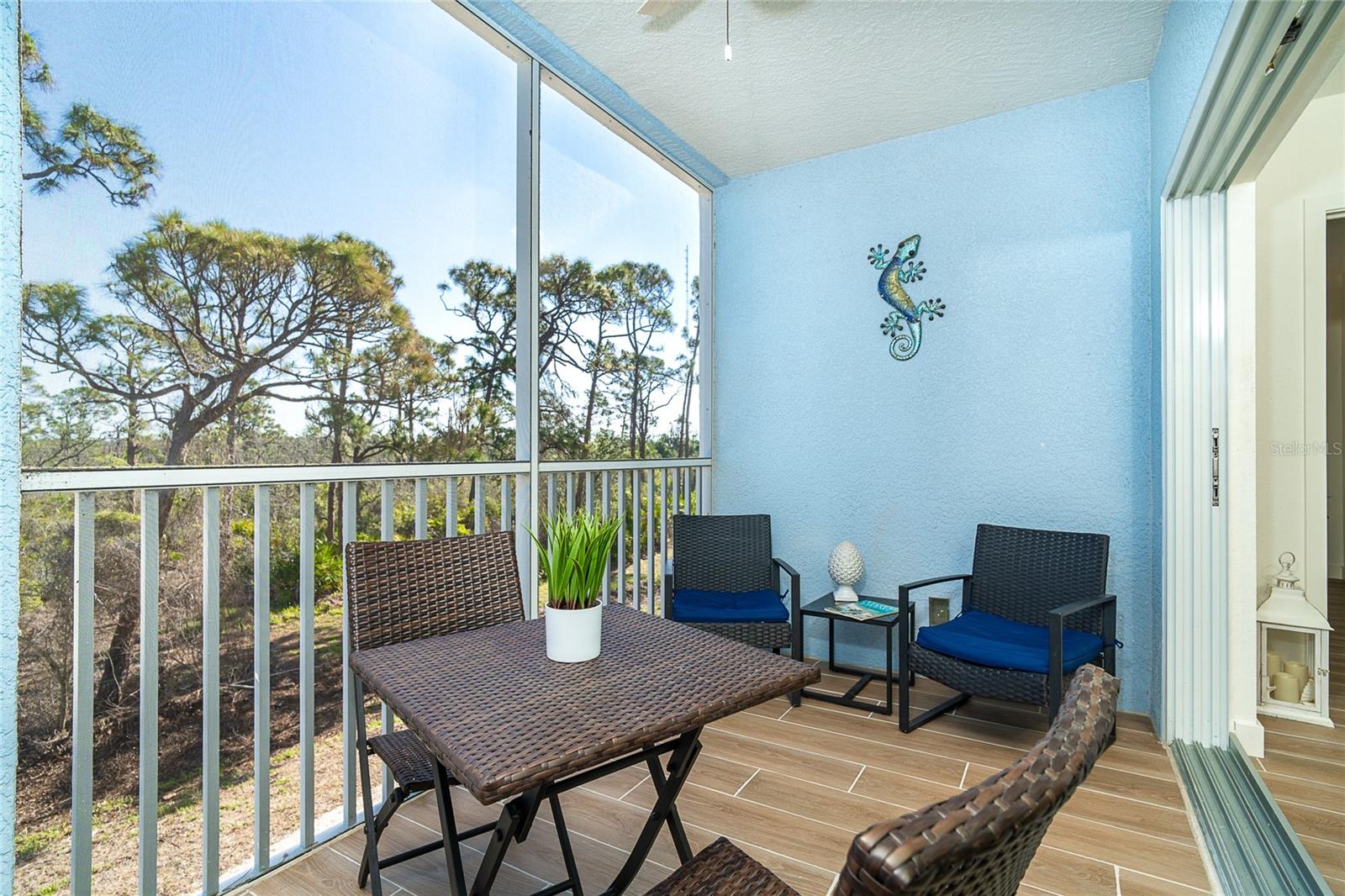Image 18 of 44 For 8413 Placida Road 205