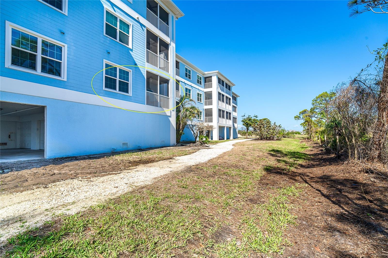 Image 34 of 44 For 8413 Placida Road 205