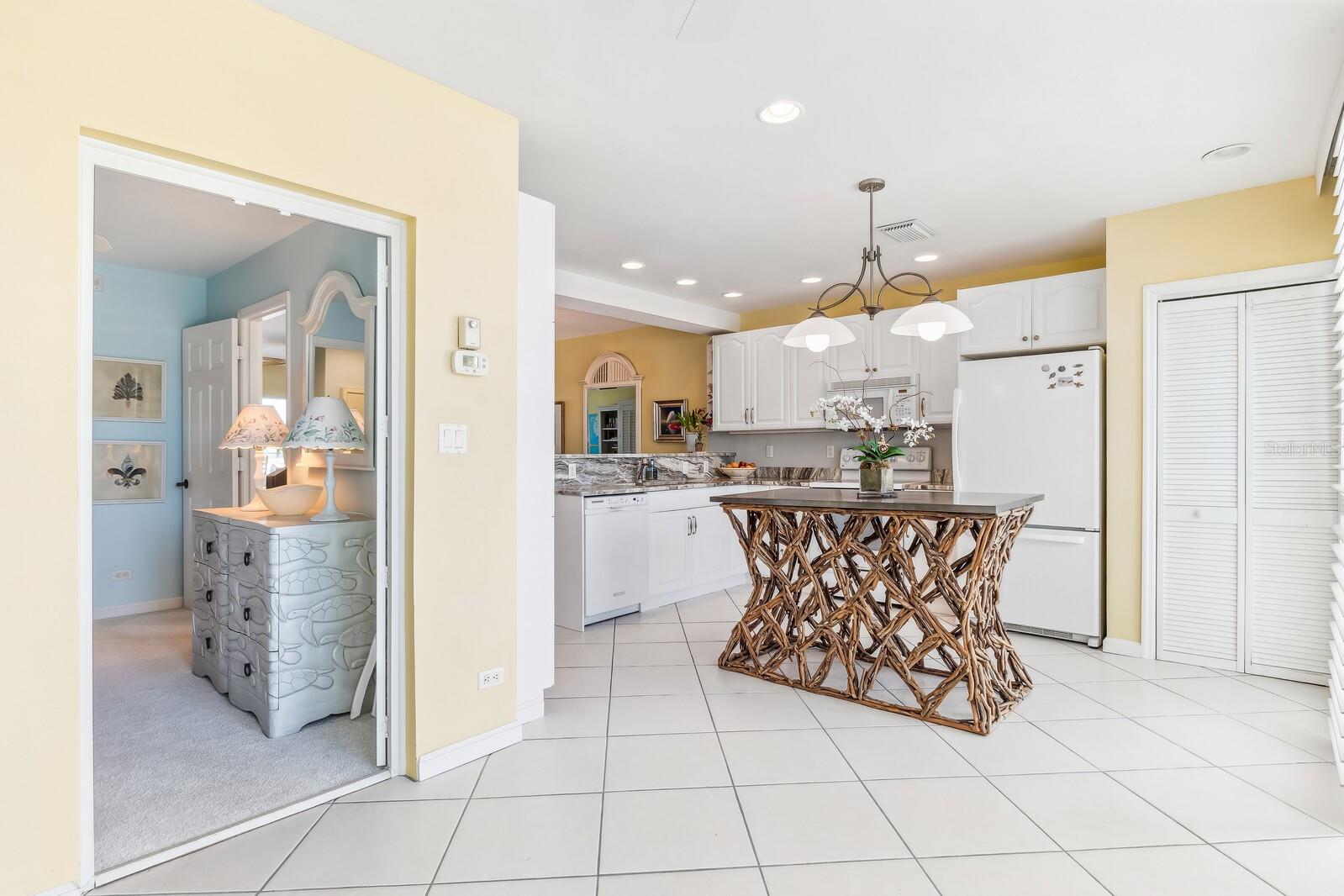 Image 4 of 33 For 5000 Gasparilla Road 23a
