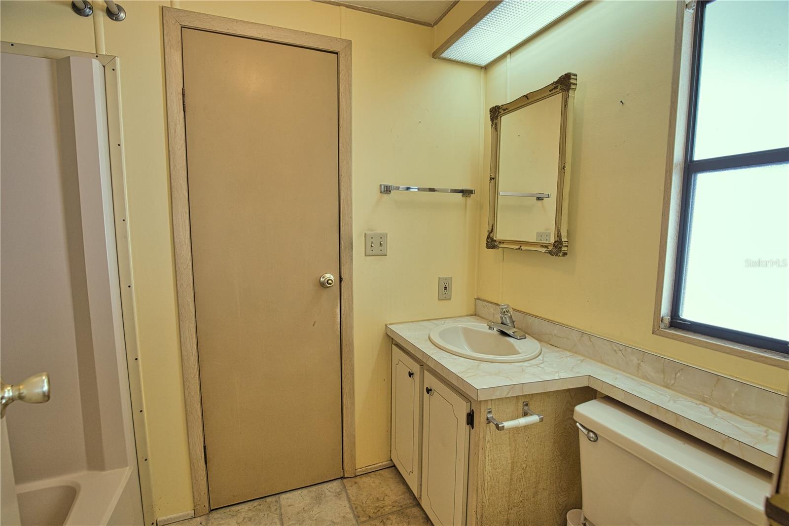 Image 29 of 44 For 1562 Sanderling Drive