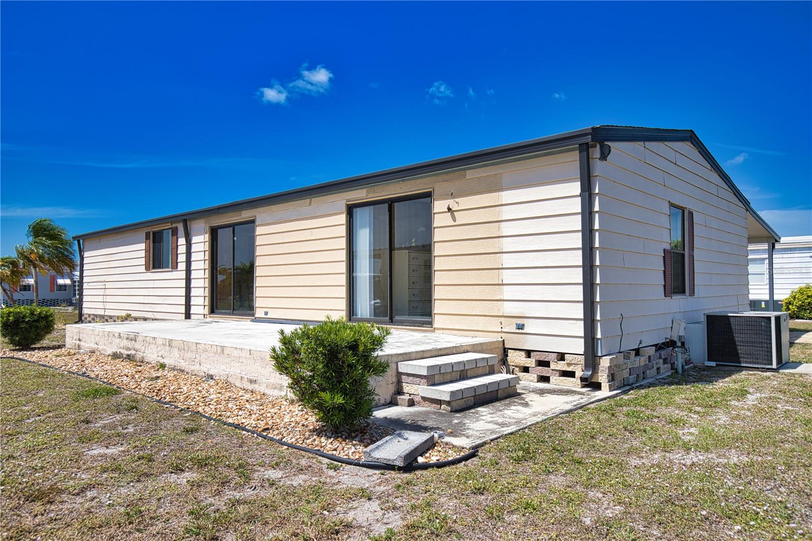 Image 34 of 44 For 1562 Sanderling Drive