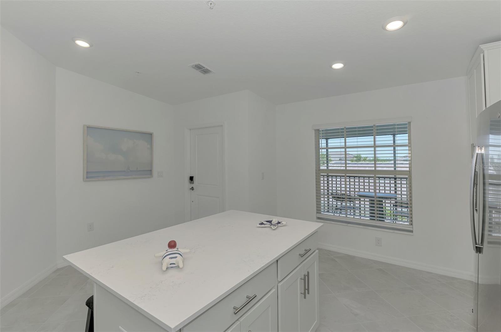 Image 23 of 100 For 12470 Wellen Golf Street 208
