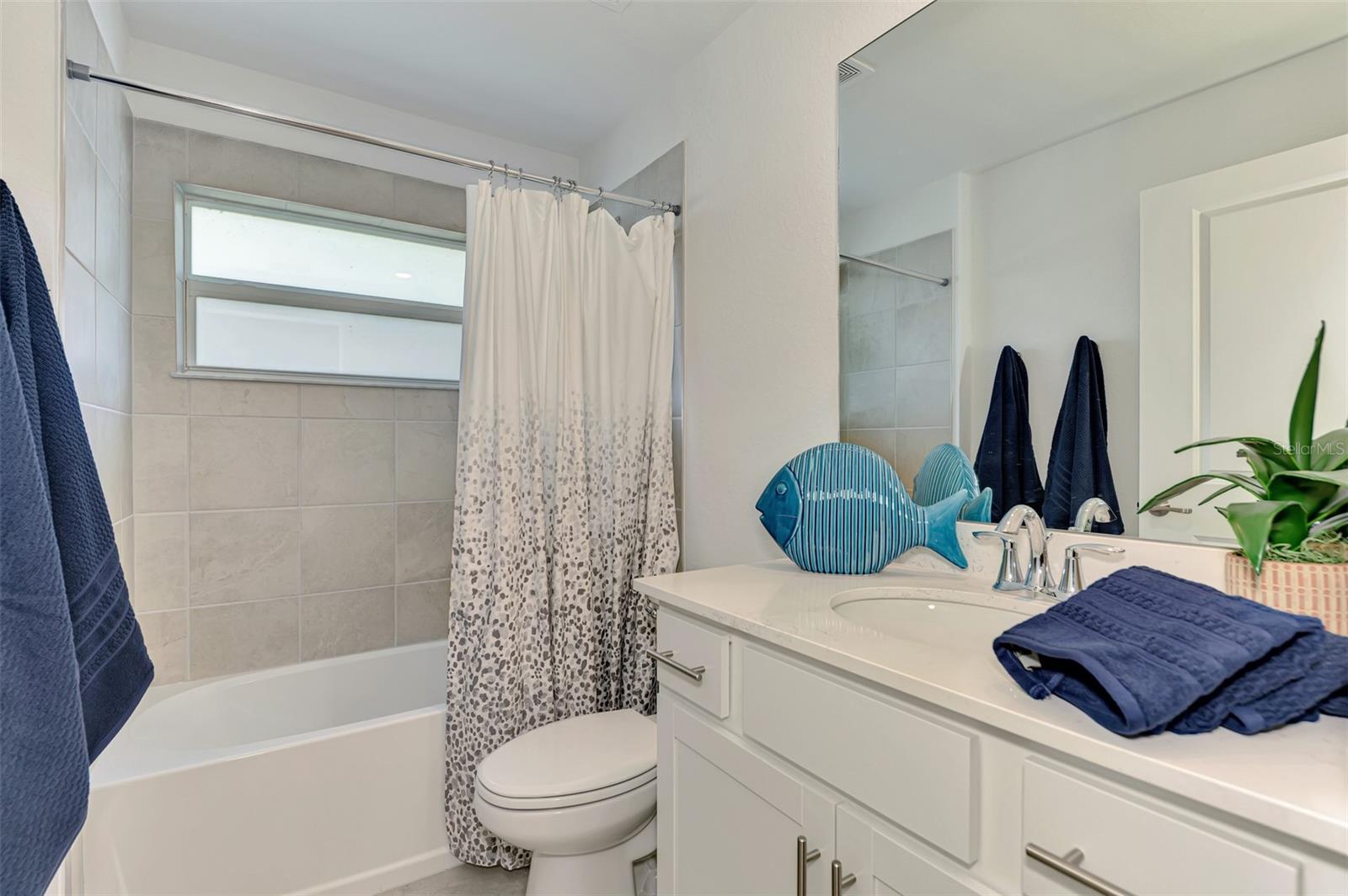 Image 43 of 100 For 12470 Wellen Golf Street 208