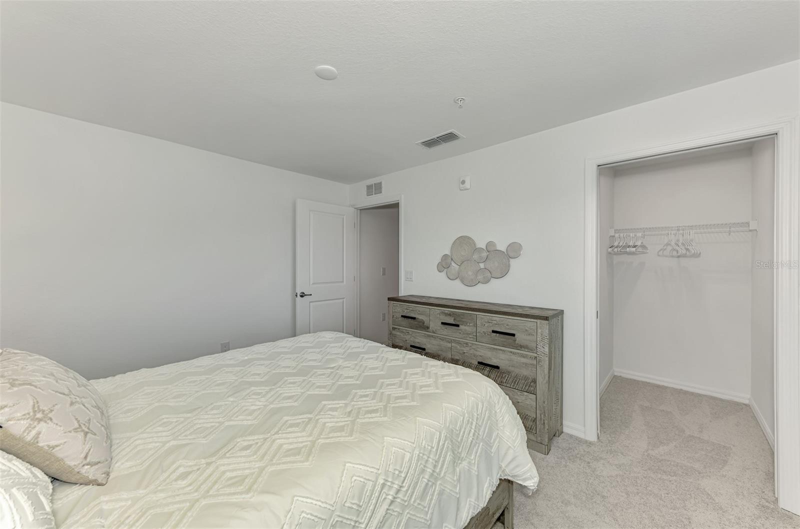 Image 45 of 100 For 12470 Wellen Golf Street 208