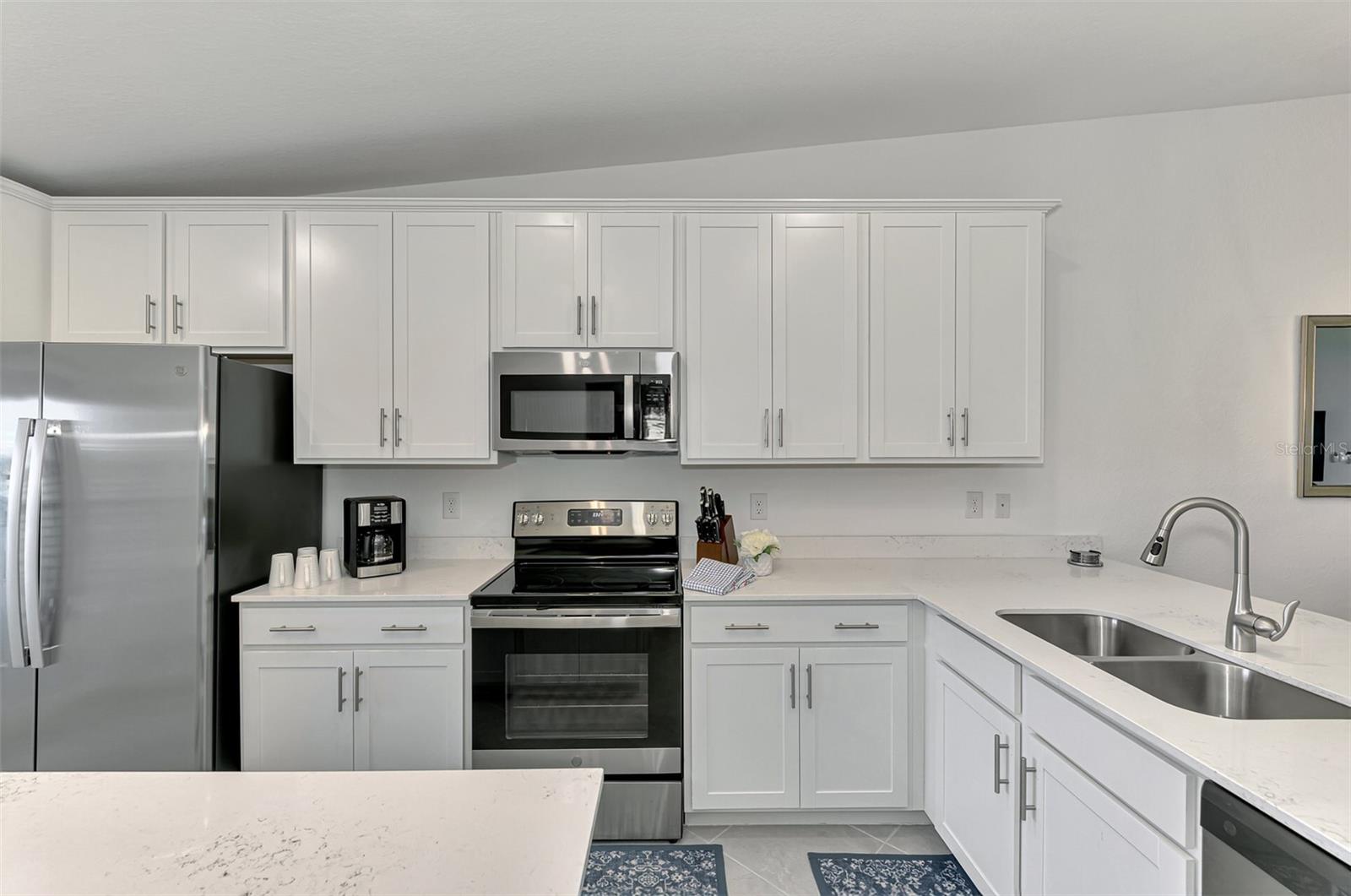 Image 22 of 100 For 12470 Wellen Golf Street 207