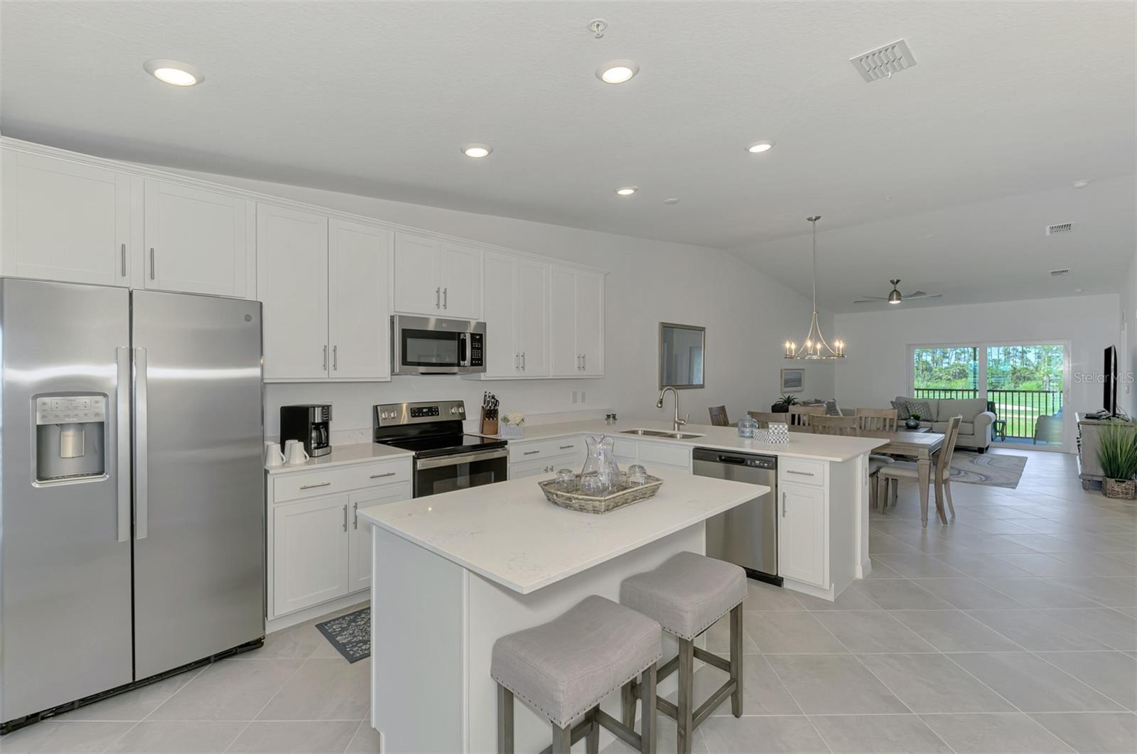 Image 25 of 100 For 12470 Wellen Golf Street 207