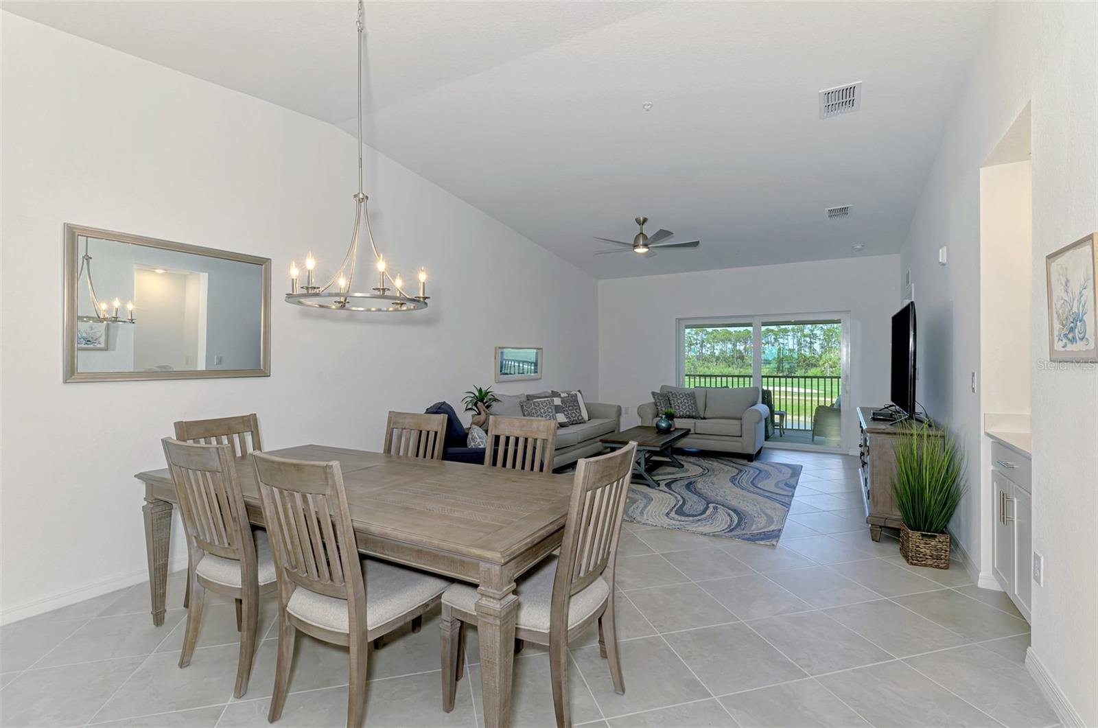 Image 27 of 100 For 12470 Wellen Golf Street 207