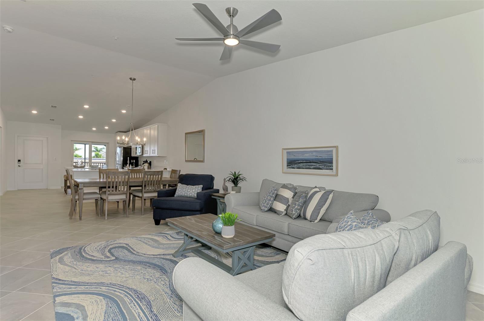 Image 32 of 100 For 12470 Wellen Golf Street 207