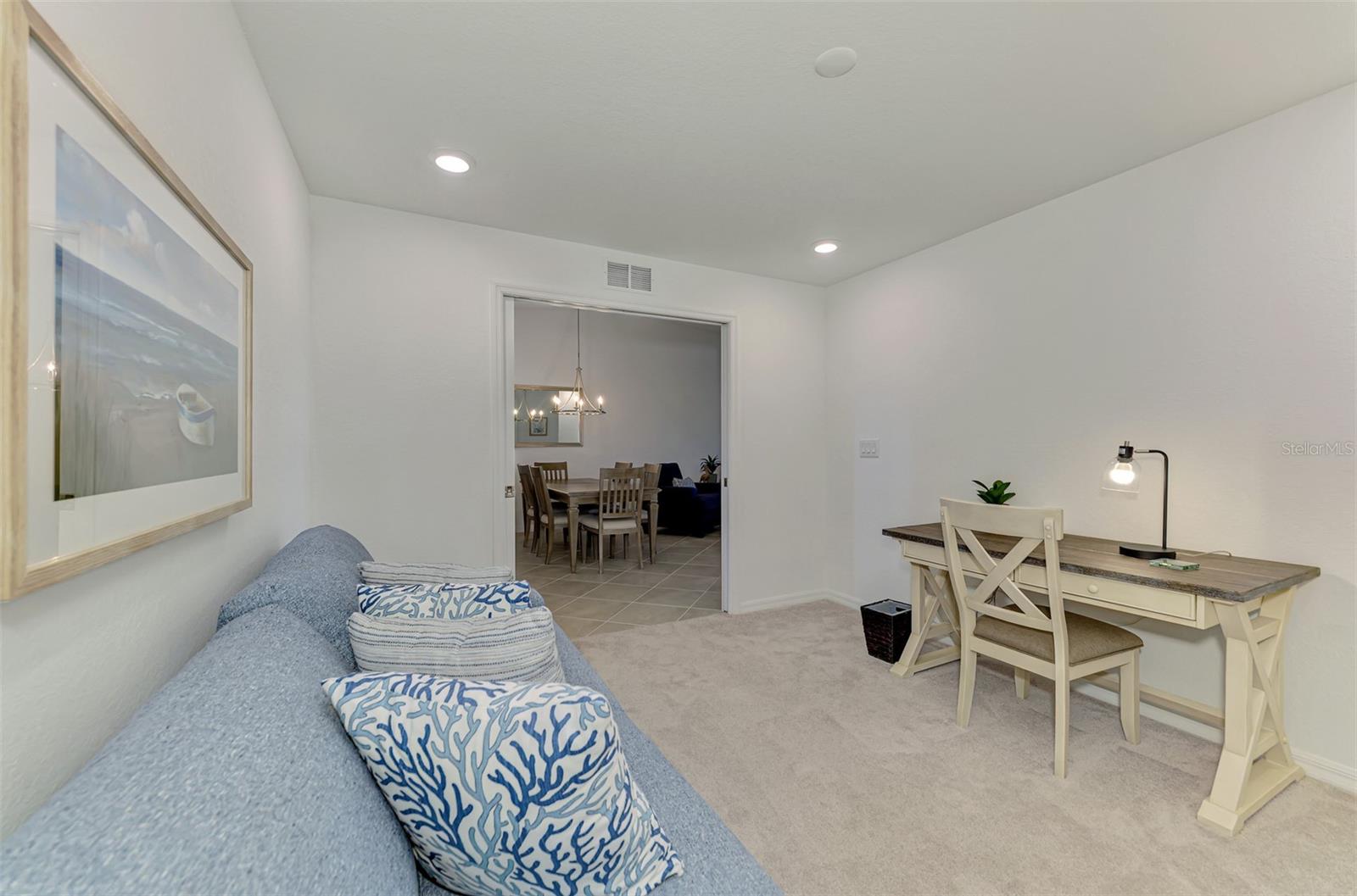 Image 45 of 100 For 12470 Wellen Golf Street 207