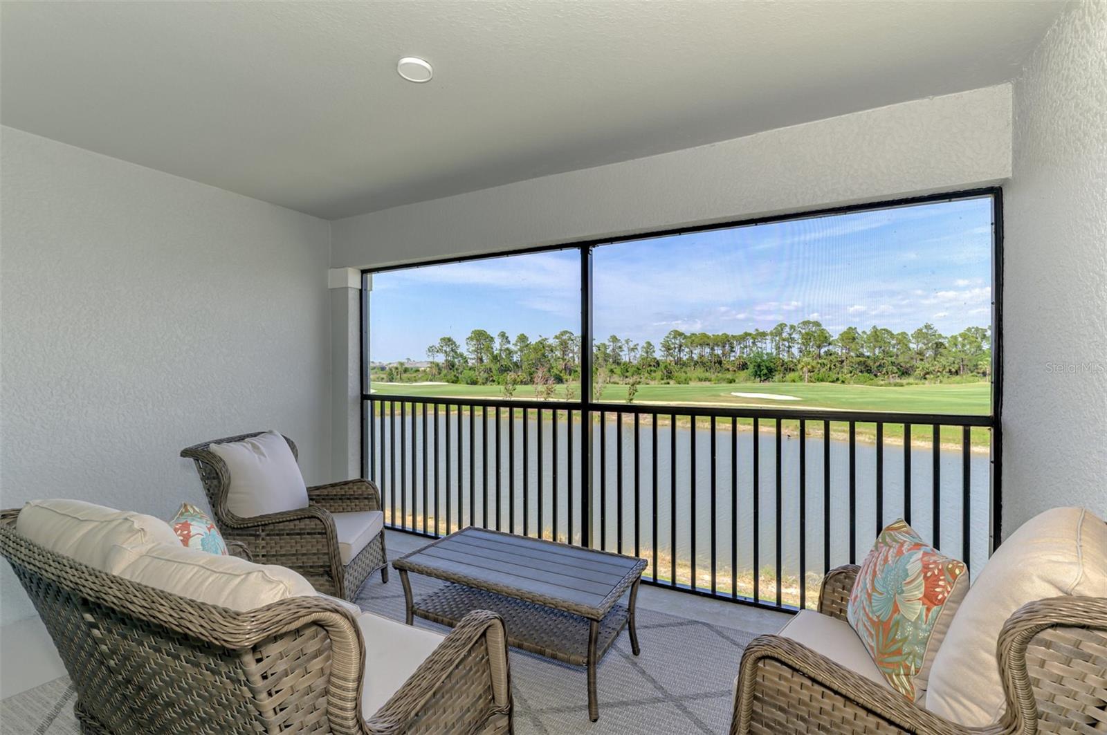 Image 47 of 100 For 12470 Wellen Golf Street 207