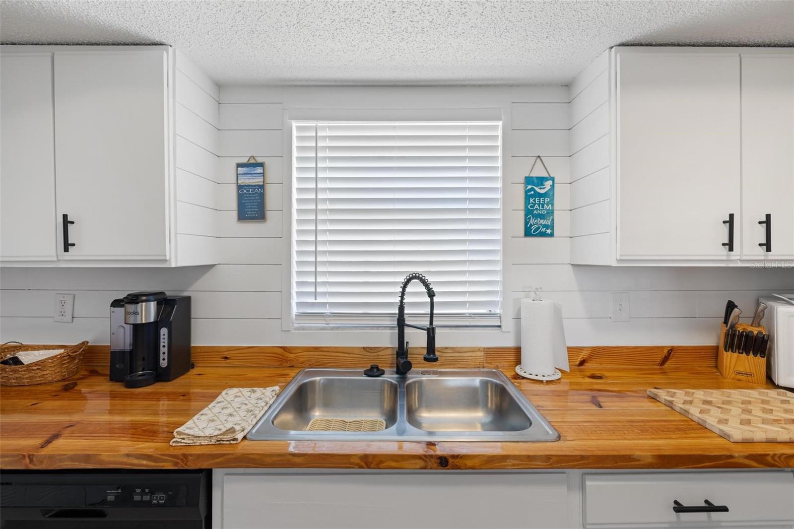 Image 15 of 40 For 1531 Placida Road 201
