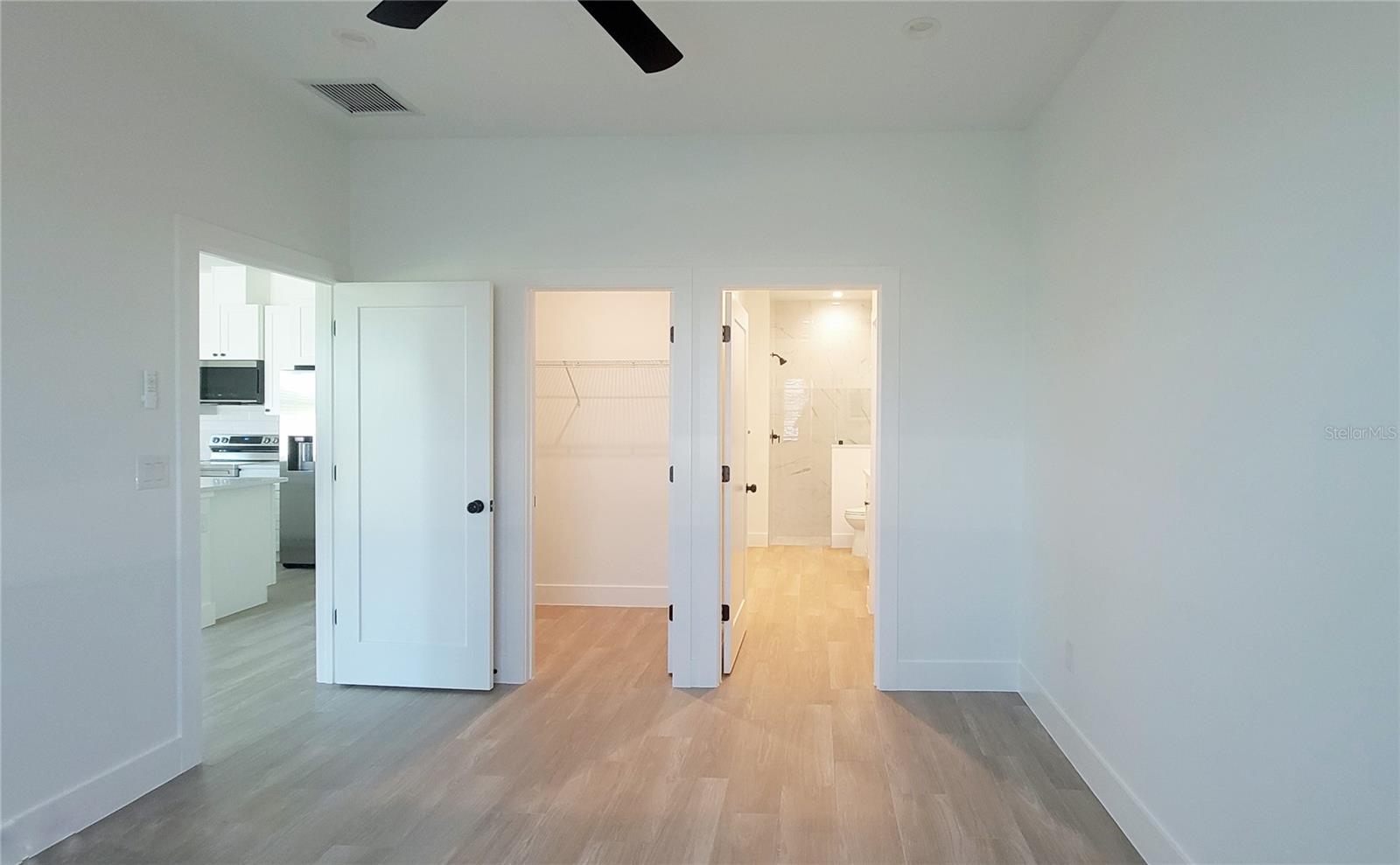 Image 6 of 13 For 8551 Agate Street