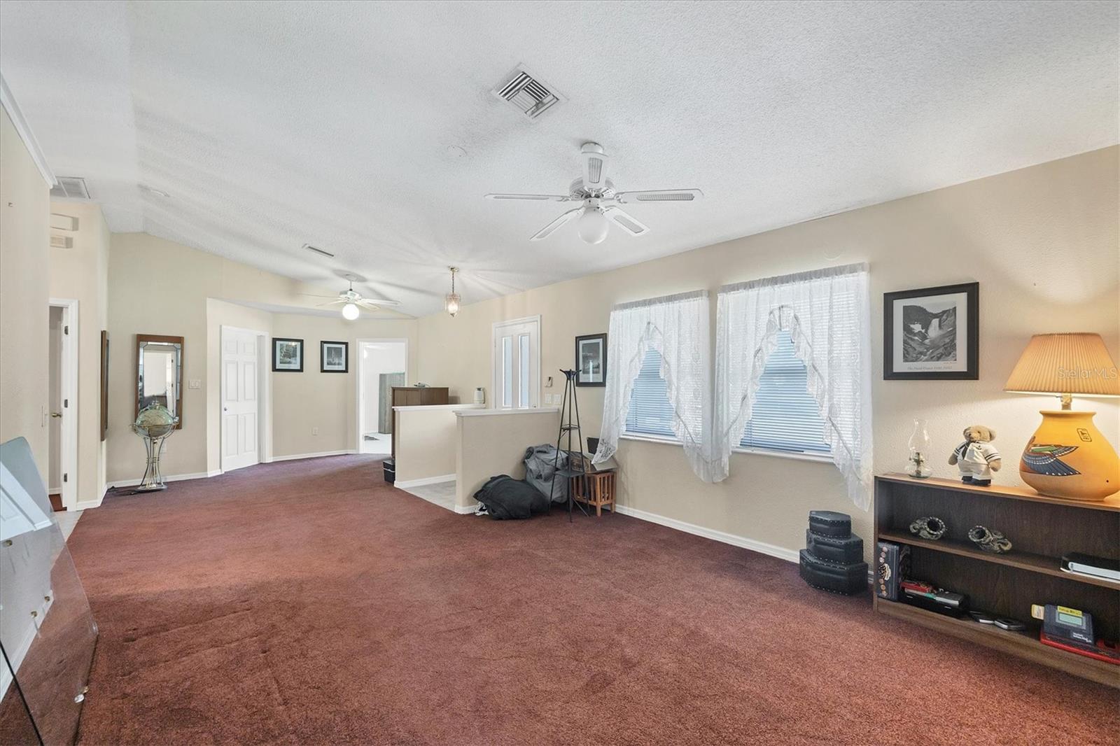 Image 8 of 45 For 11869 Newgate Avenue