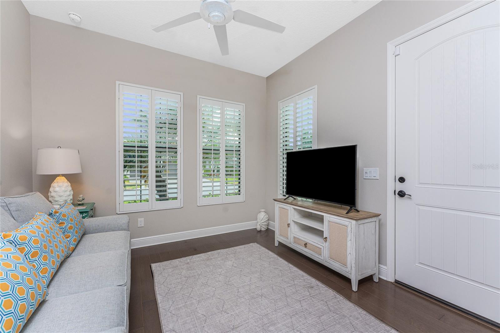 Image 27 of 77 For 257 Corelli Drive