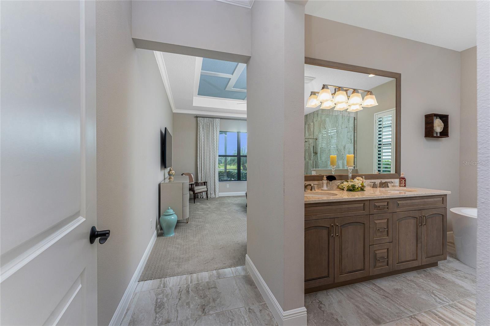 Image 41 of 77 For 257 Corelli Drive