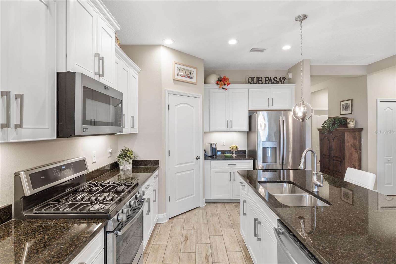 Image 19 of 70 For 11125 Mcdermott Court