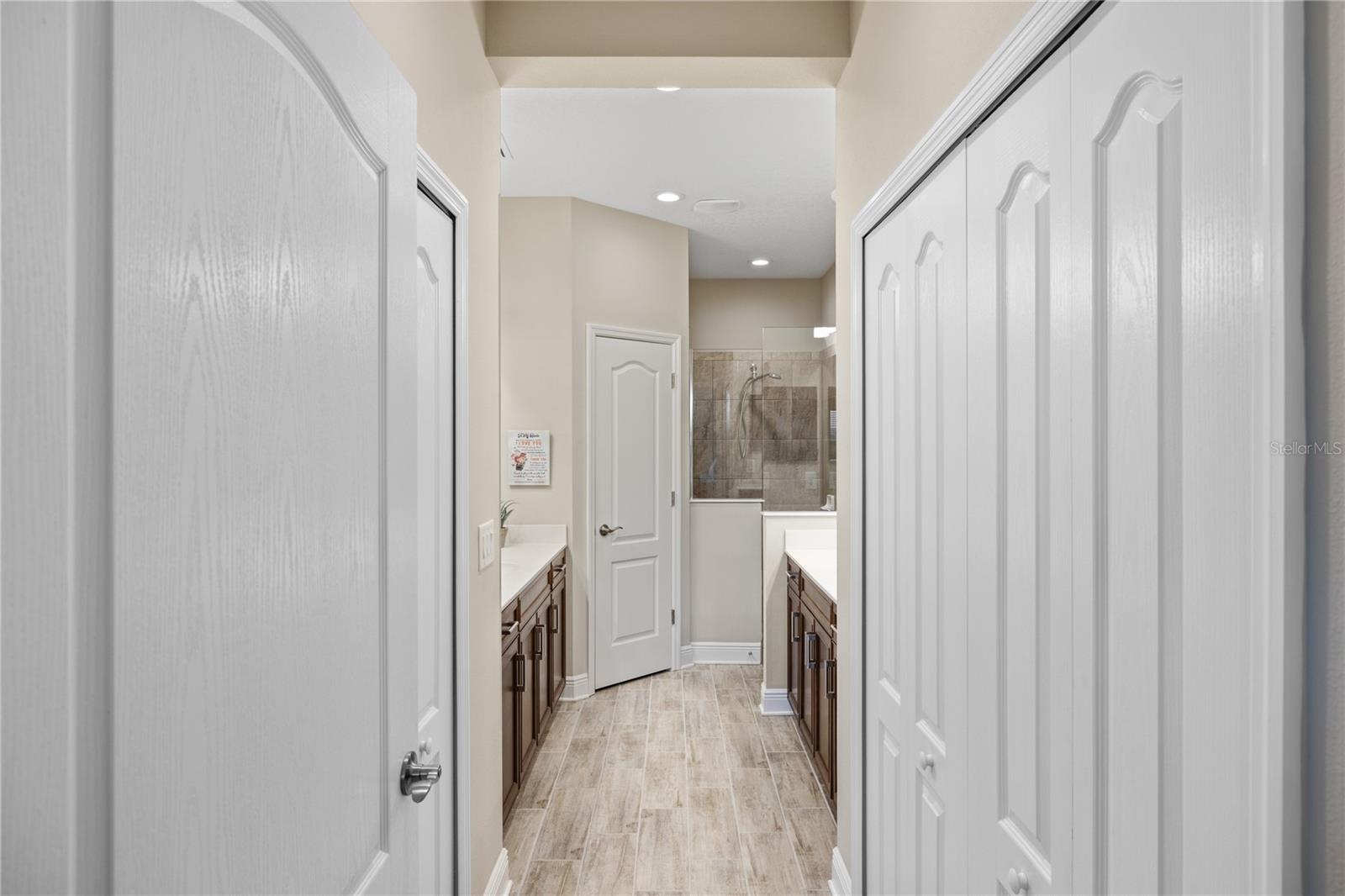Image 28 of 70 For 11125 Mcdermott Court
