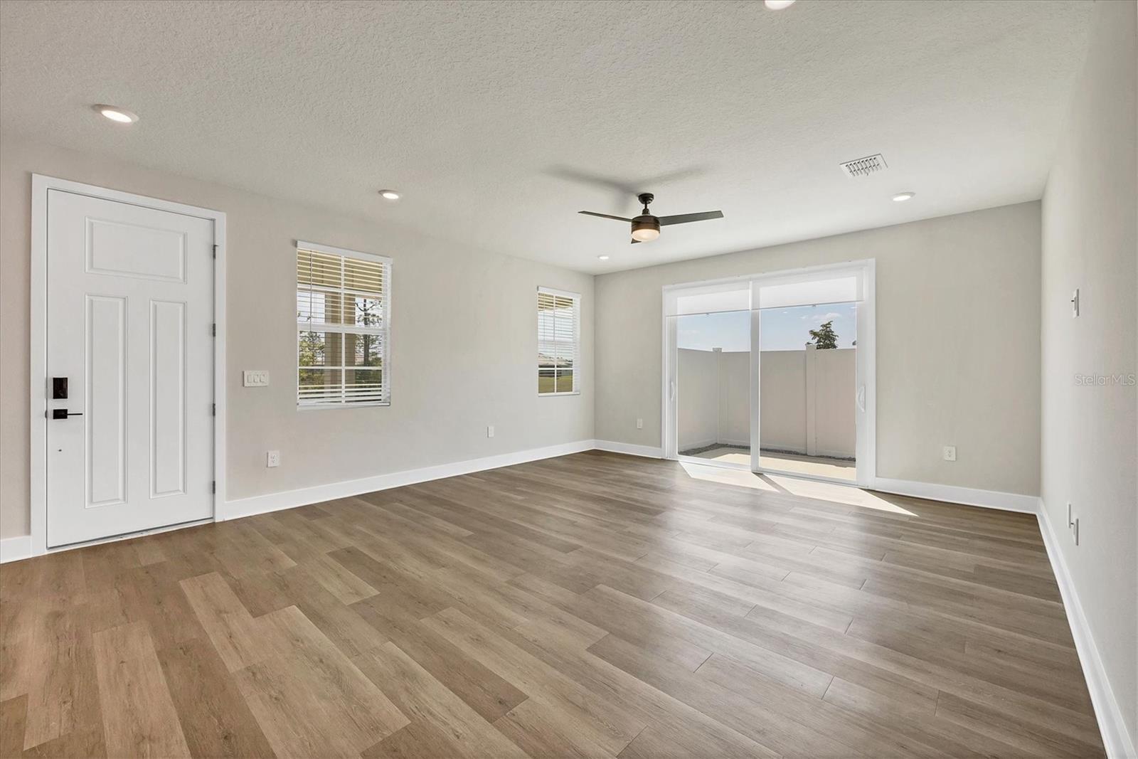 Image 10 of 74 For 11341 Whistler Street