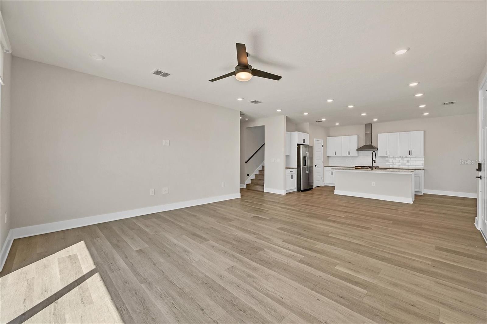 Image 12 of 74 For 11341 Whistler Street