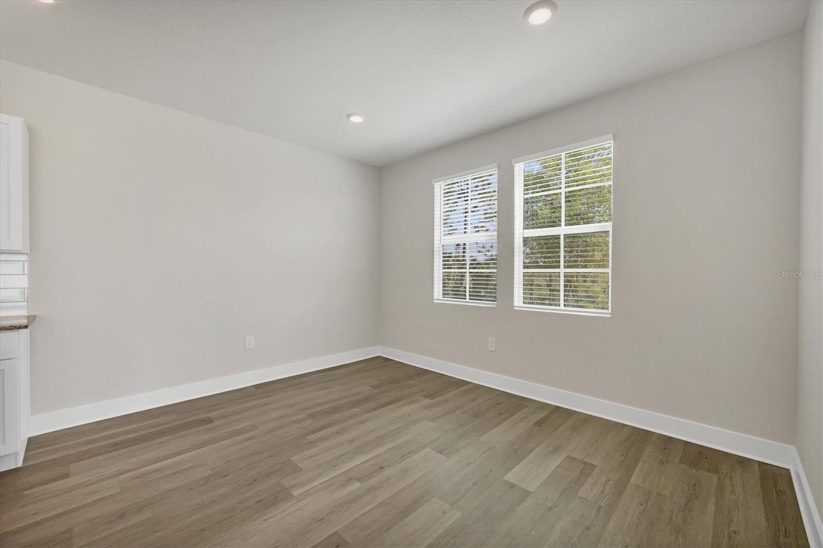 Image 17 of 74 For 11341 Whistler Street